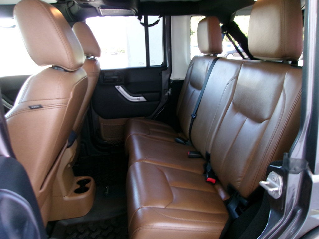 2016 Jeep Wrangler Unlimited Sahara