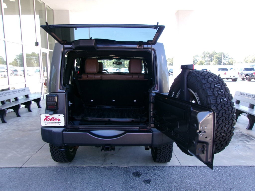 2016 Jeep Wrangler Unlimited Sahara