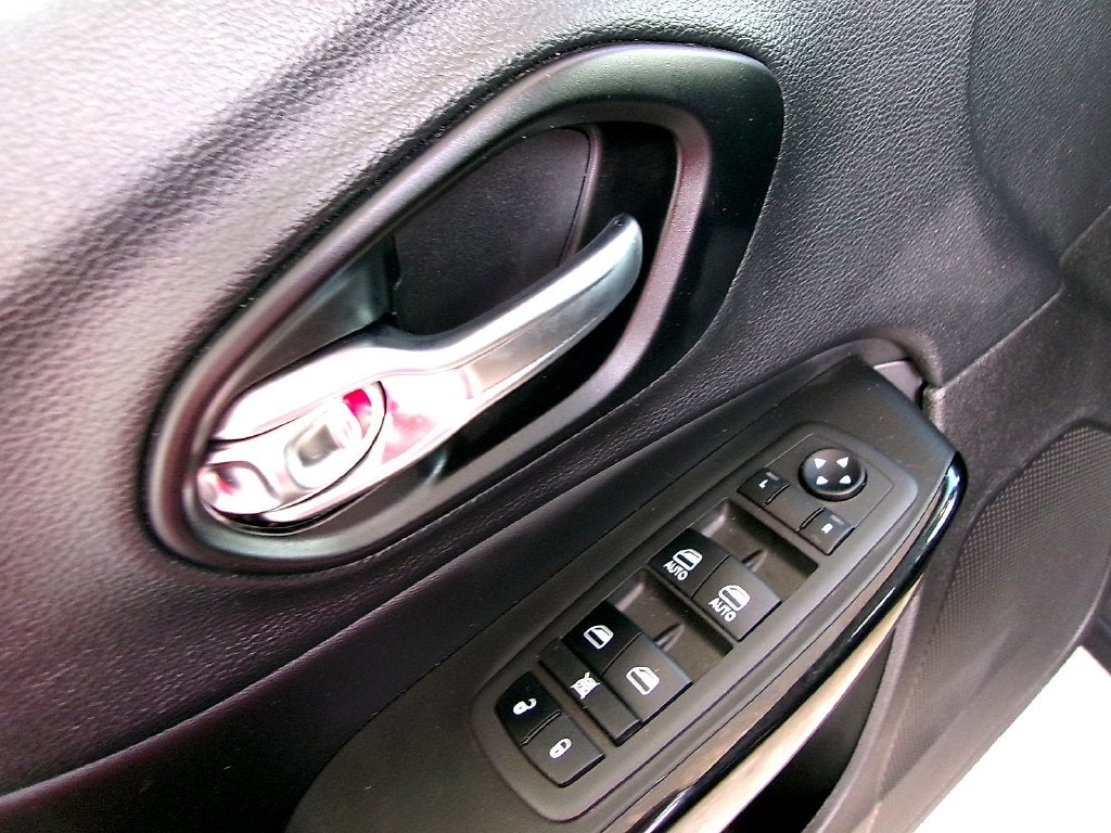 2023 Jeep Cherokee Altitude