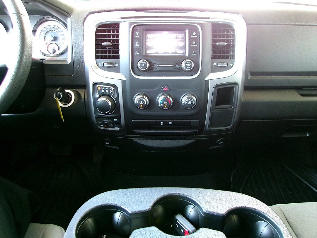 2024 RAM 1500 Classic SLT