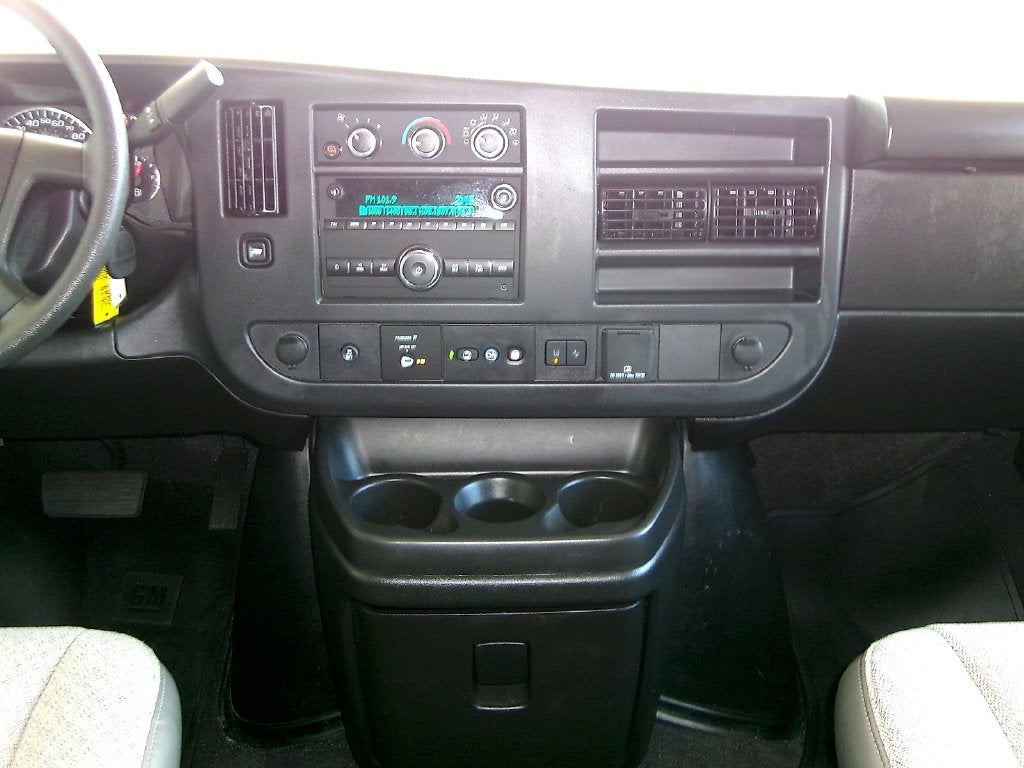 2024 Chevrolet Express 3500 LT Passenger