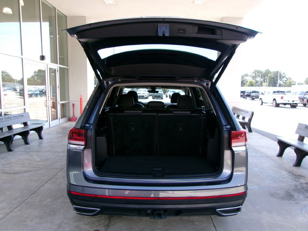 2025 Volkswagen Atlas 2.0T SE w/Technology