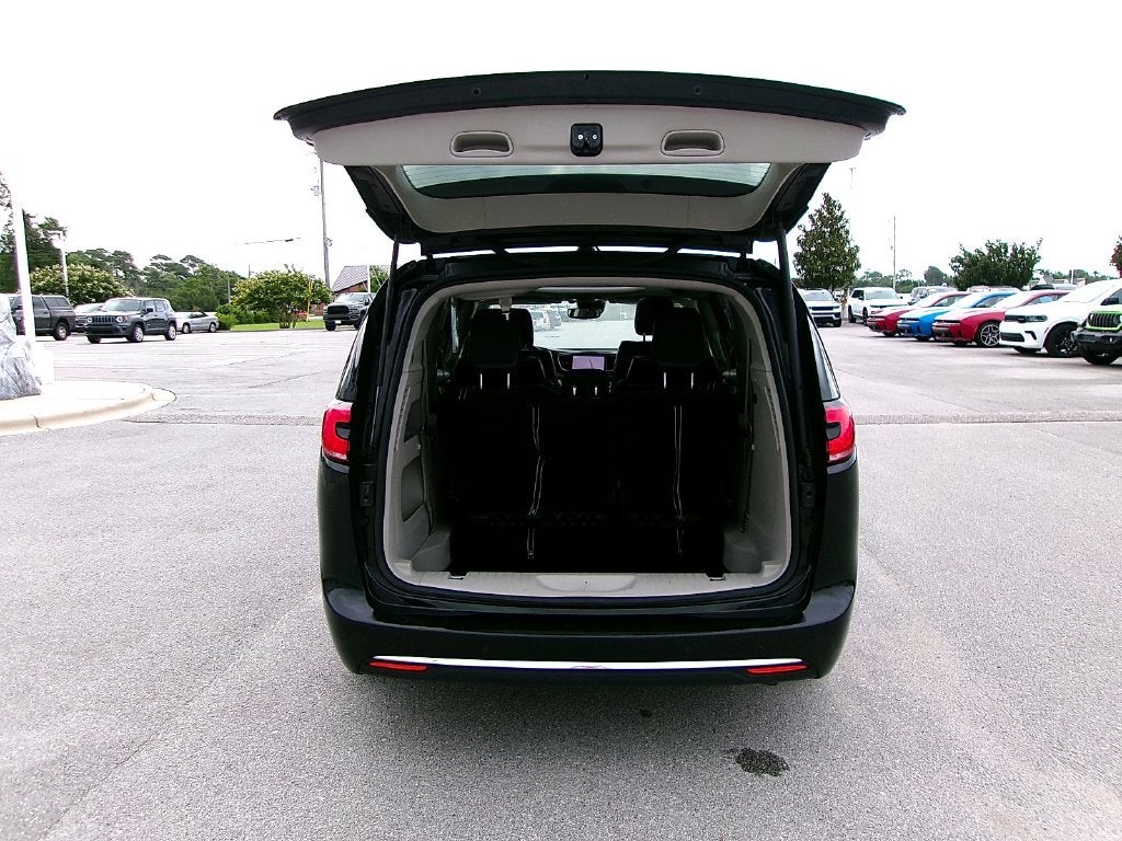 2024 Chrysler Pacifica Limited