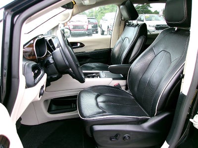 2024 Chrysler Pacifica Limited