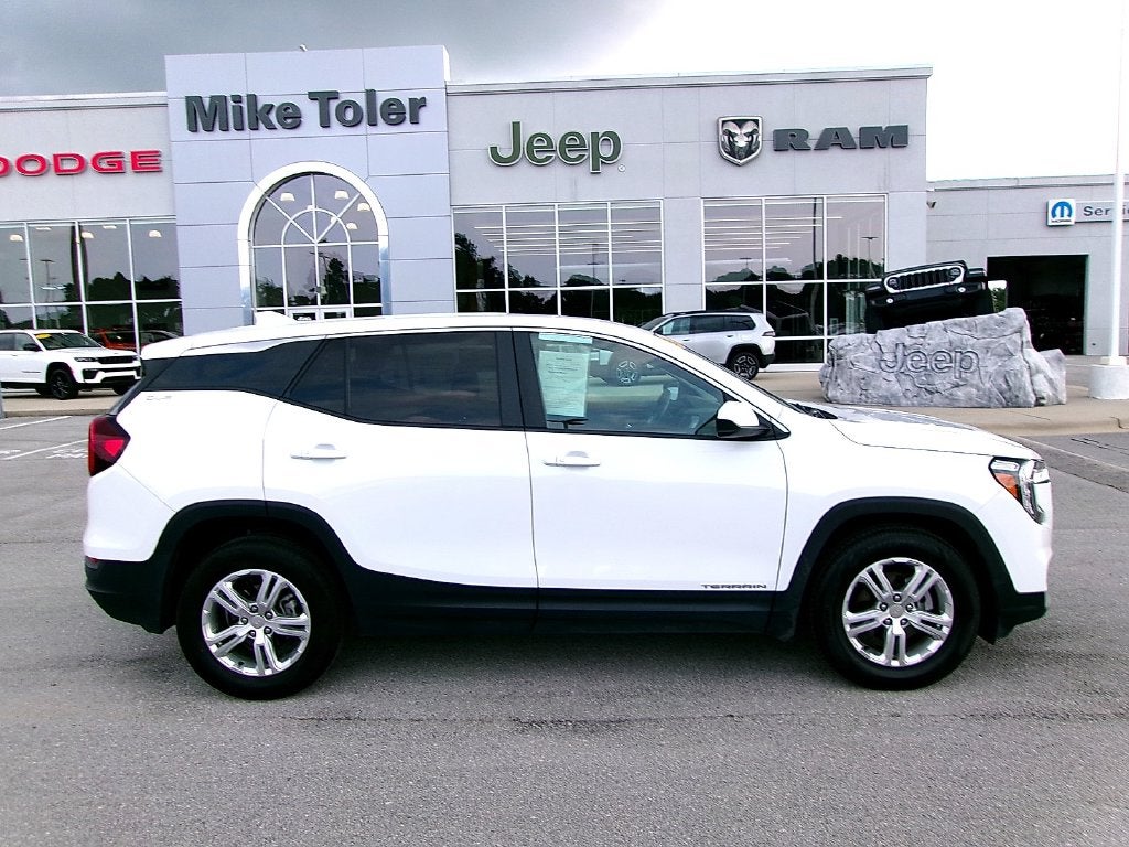 2024 GMC Terrain SLE