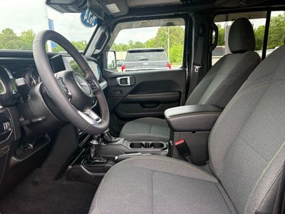 2024 Jeep Wrangler Sahara