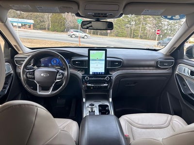 2021 Ford Explorer Platinum