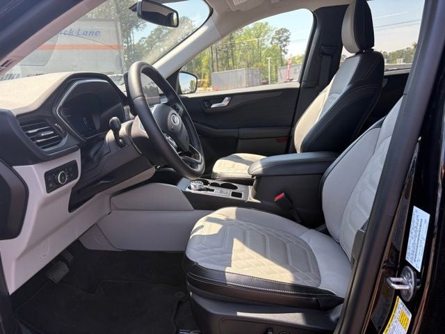 2024 Ford Escape Plug-In Hybrid Base