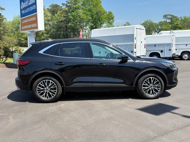2024 Ford Escape Plug-In Hybrid Base