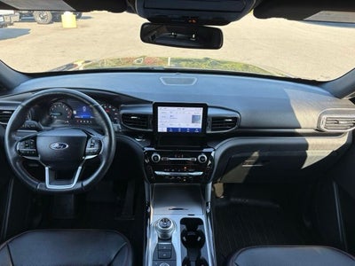 2024 Ford Explorer ST-Line