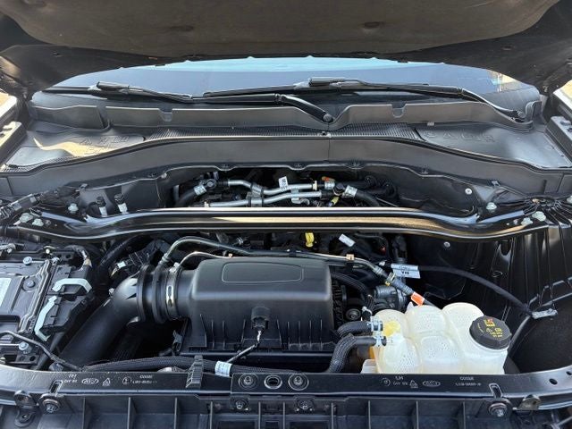 2024 Ford Explorer ST-Line