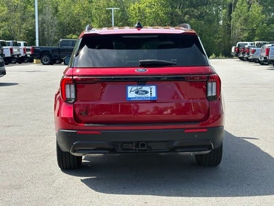 2025 Ford Explorer ST-Line