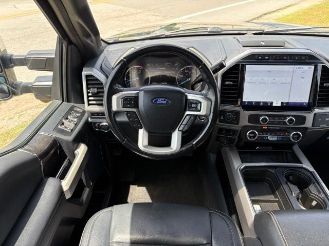 2022 Ford F-350SD Lariat
