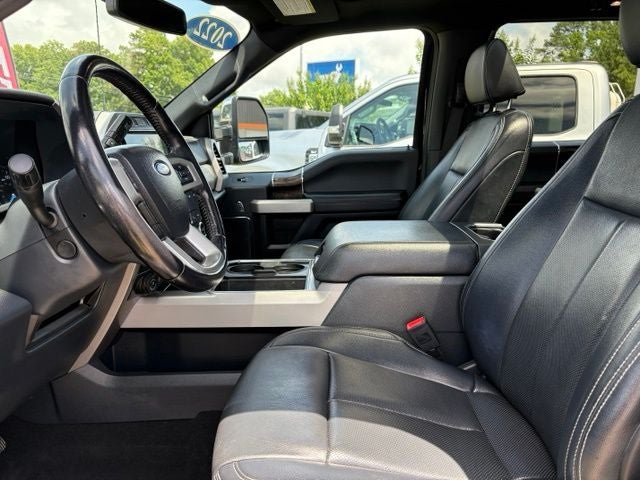 2022 Ford F-350SD Lariat