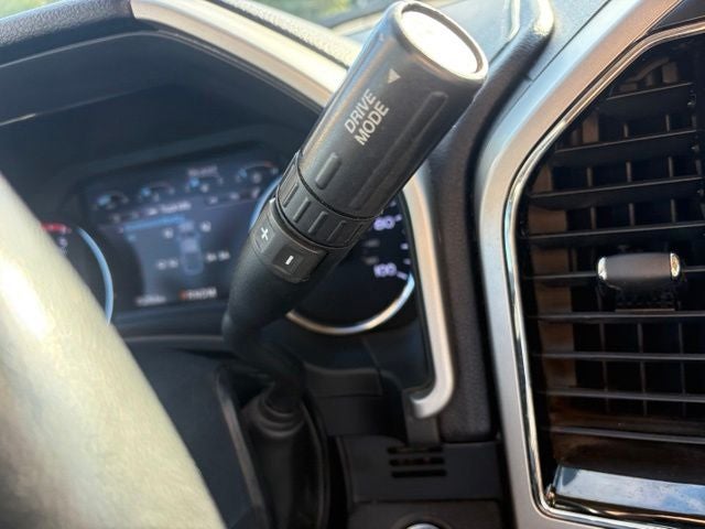 2022 Ford F-350SD Lariat
