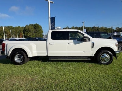 2022 Ford F-350SD Lariat