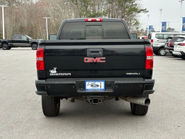 2015 GMC Sierra 2500HD Denali