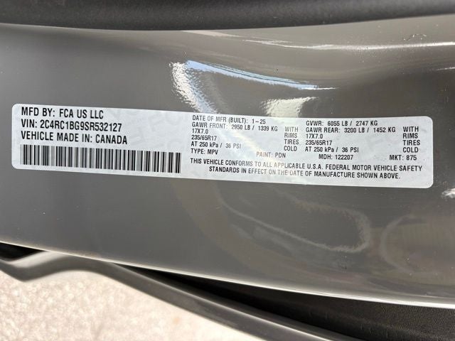 2025 Chrysler Pacifica Select