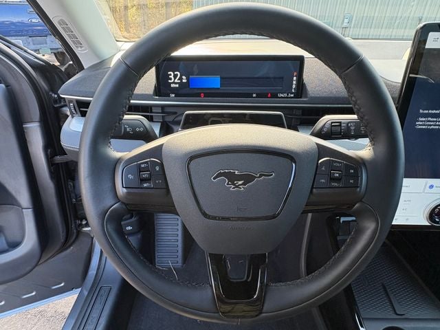 2023 Ford Mustang Mach-E California Route 1