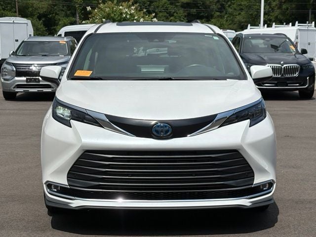 2024 Toyota Sienna XLE 7 Passenger