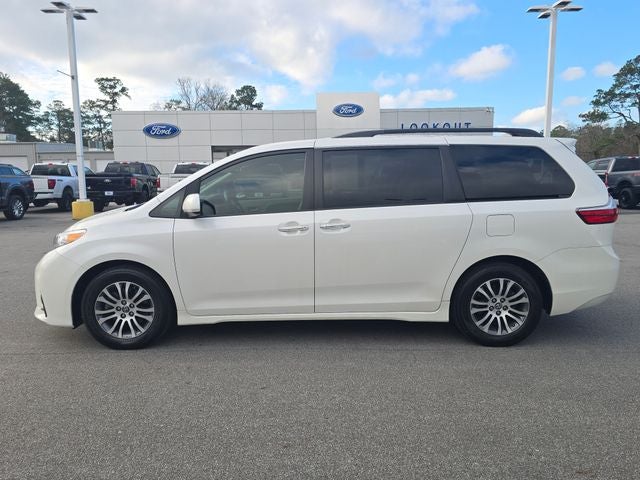 2019 Toyota Sienna XLE Premium 8 Passenger
