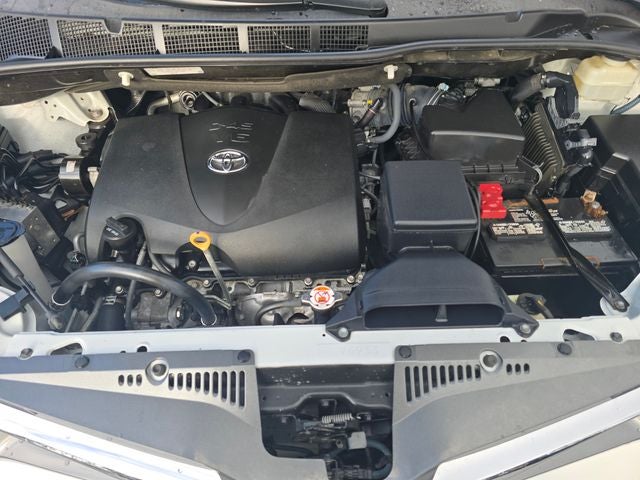 2019 Toyota Sienna XLE Premium 8 Passenger