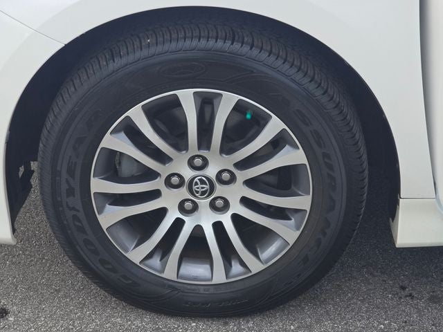 2019 Toyota Sienna XLE Premium 8 Passenger