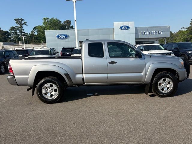 2015 Toyota Tacoma Base