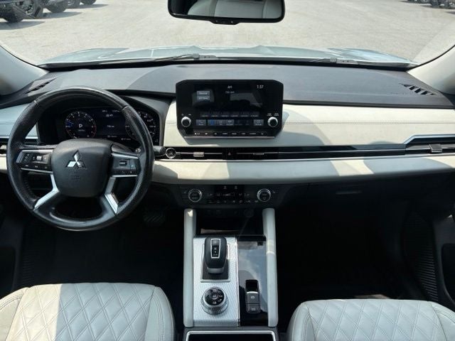 2022 Mitsubishi Outlander SEL