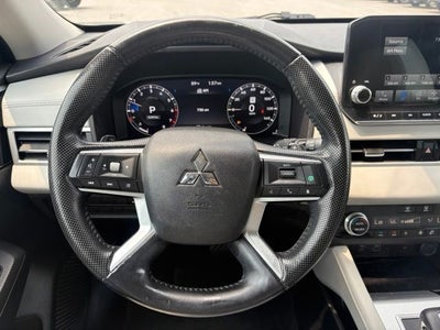 2022 Mitsubishi Outlander SEL