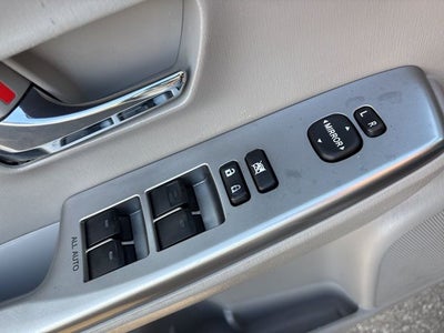 2016 Toyota Prius v Three