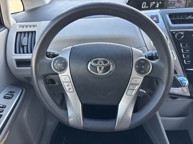 2016 Toyota Prius v Three