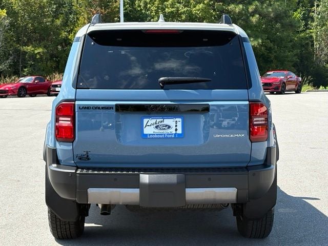 2025 Toyota Land Cruiser Base