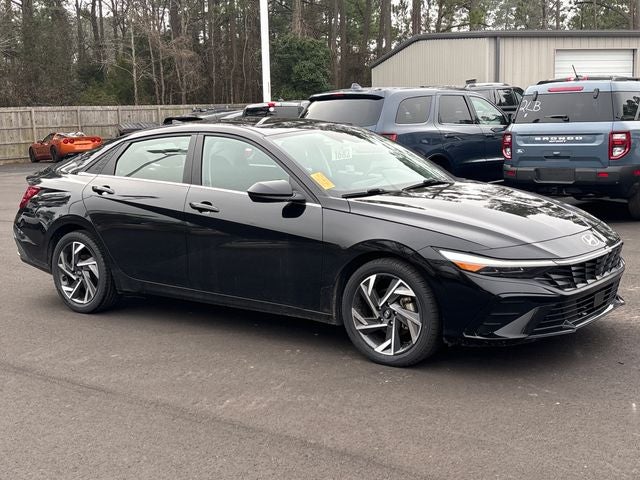 2024 Hyundai Elantra SEL