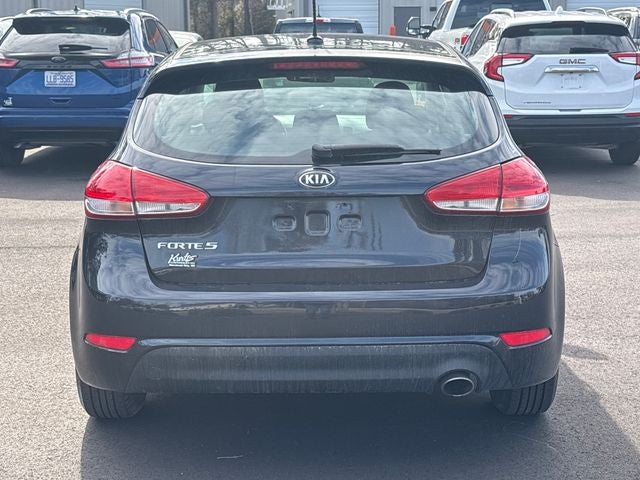 2017 Kia Forte5 LX