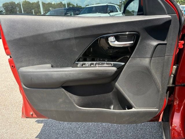 2022 Kia Niro LXS