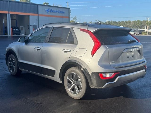 2025 Kia Niro SX