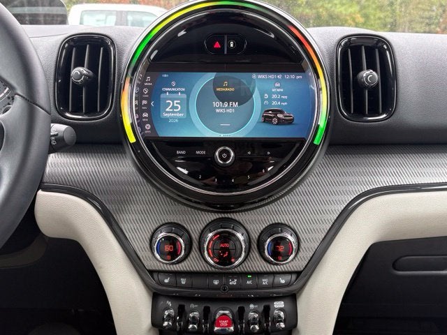 2024 MINI Cooper S Countryman Iconic