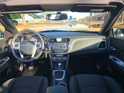 2011 Chrysler 200 Touring