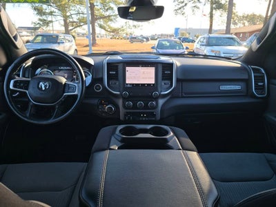 2022 RAM 1500 Big Horn Crew Cab 4x4 5'7" Box