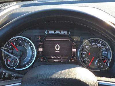 2022 RAM 1500 Big Horn Crew Cab 4x4 5'7" Box