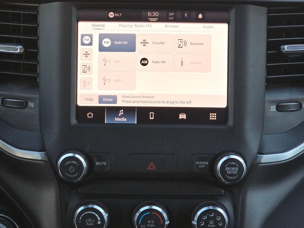 2022 RAM 1500 Big Horn Crew Cab 4x4 5'7" Box