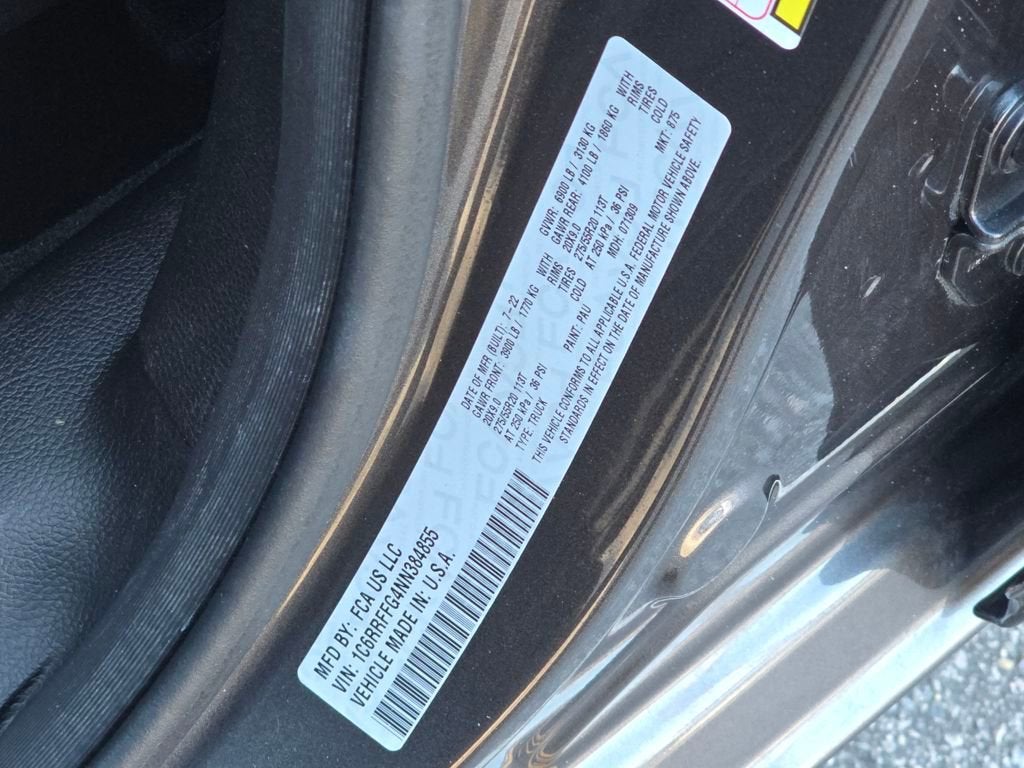 2022 RAM 1500 Big Horn Crew Cab 4x4 5'7" Box