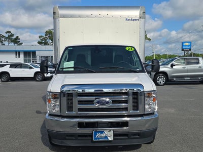 2023 Ford E-Series Cutaway E-350