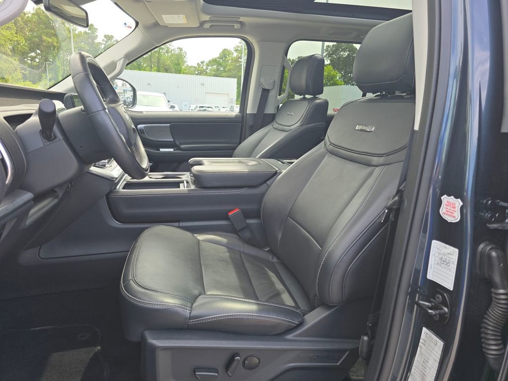 2025 Ford Expedition Platinum MAX