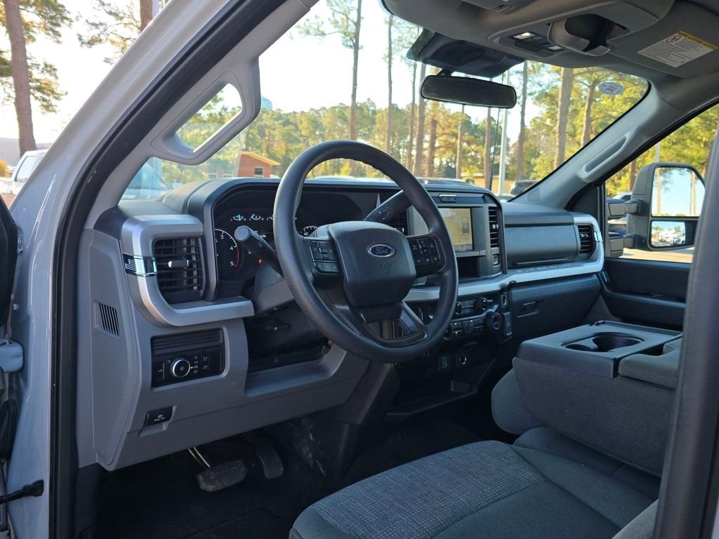 2025 Ford Super Duty F-250 SRW XL