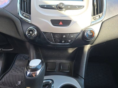 2018 Chevrolet Cruze LS