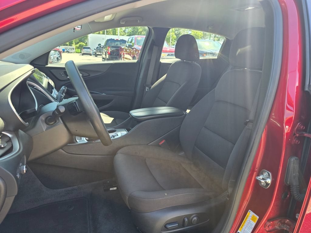 2025 Chevrolet Malibu 1LT