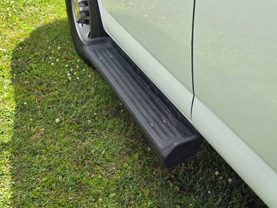 2025 Chevrolet Express Passenger 1LT