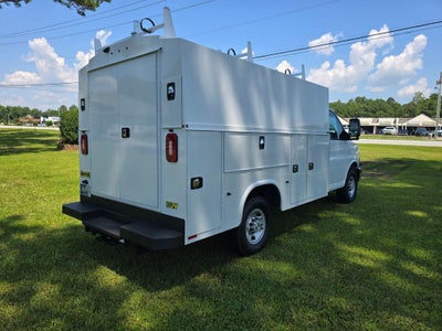 2025 Chevrolet Express Cutaway 3500 1WT